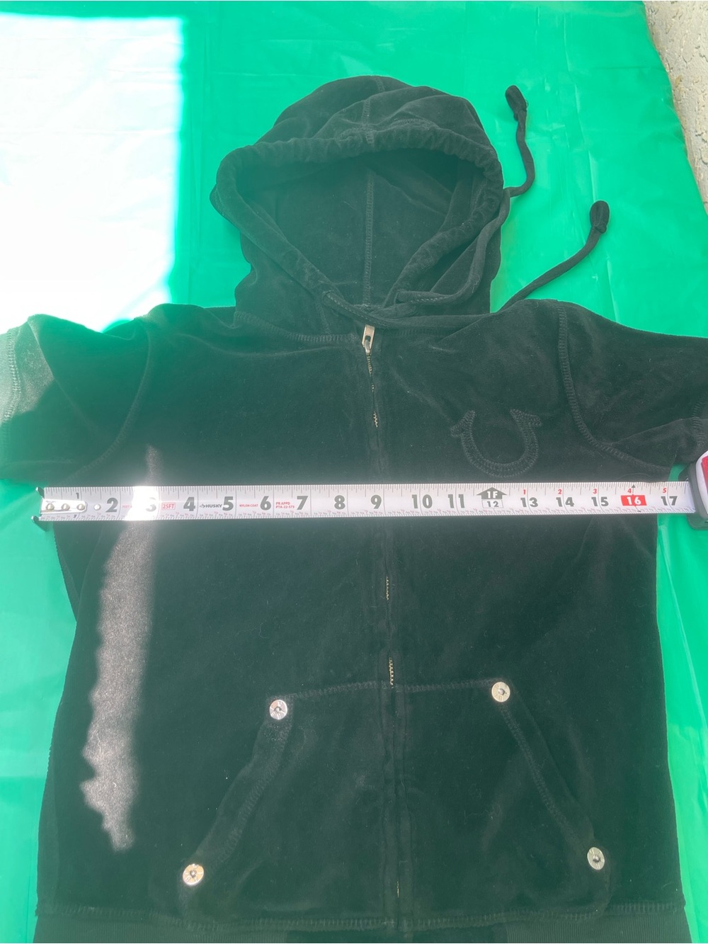 Y2K VINTAGE TRUE RELIGION SHORT SLEEVES BLACK VELVET HOODIE SIZE XS JUNIORS - Picture 13 of 14